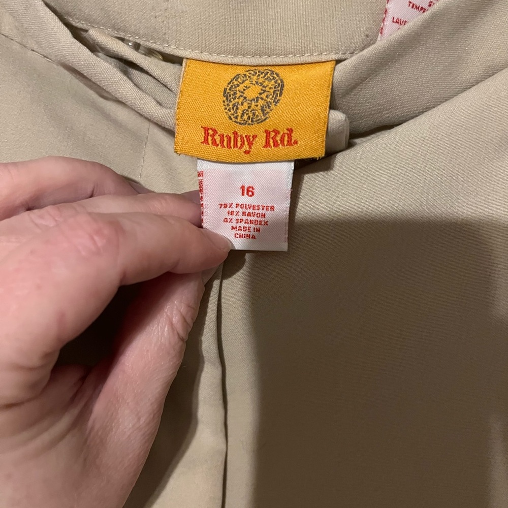 Ruby Rd Size 16 Khakis - Picture 2 of 4